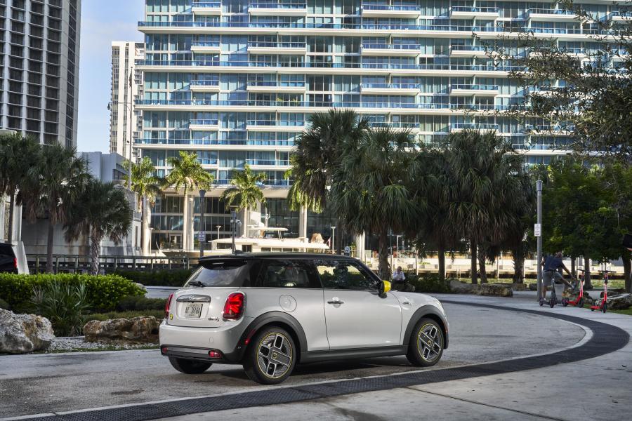  Mini Cooper SE (F56) 2020 года  (NA) (фото 256 из 342)